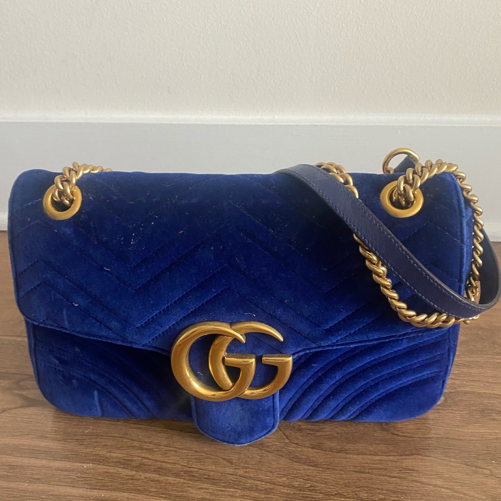 GG Marmont blue velvet bag!